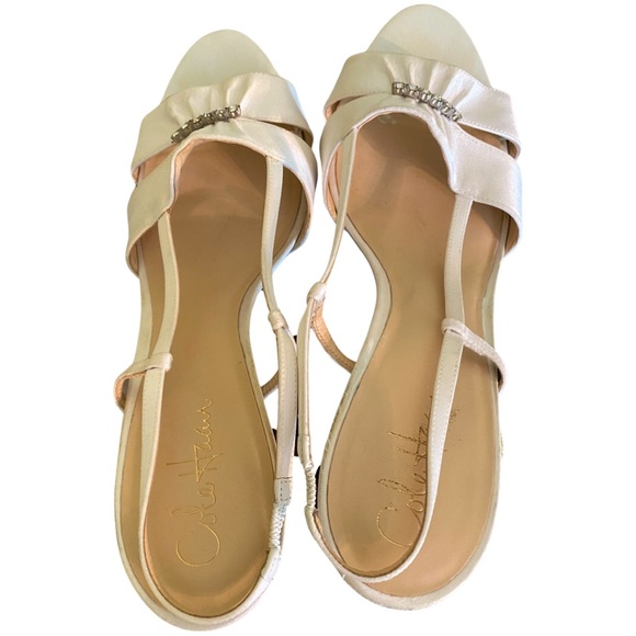 Cole Haan Kitten Heels 9.5 Cream Satin Beaded 4 Inches - Picture 7 of 12